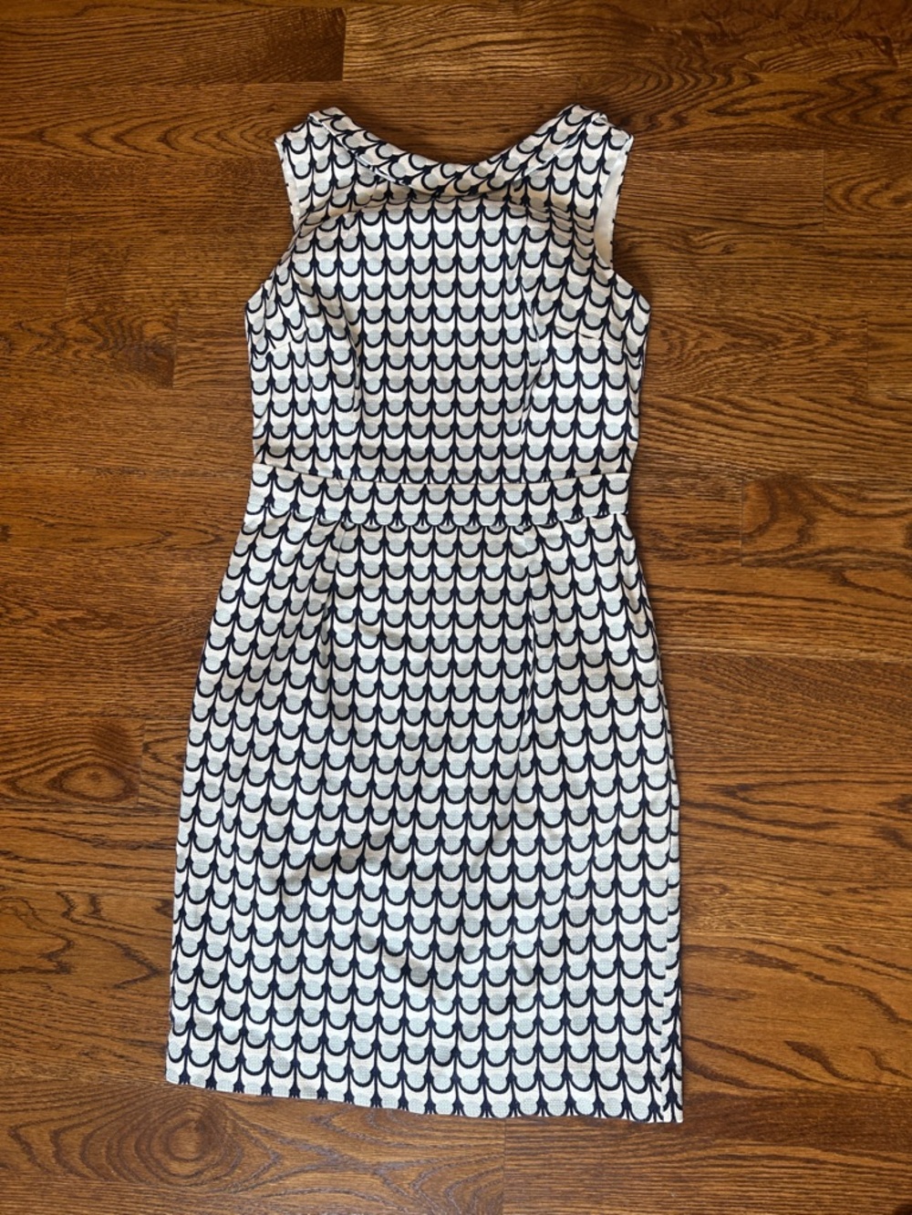Boden blue white Sleeveless Lined Sheath Textured Dress geo dot print dress Sz 6 - Picture 2 of 10